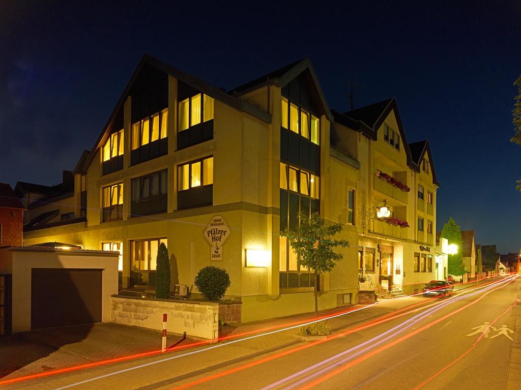 Hotel Loesch Pfaelzer Hof Romerberg Luaran gambar